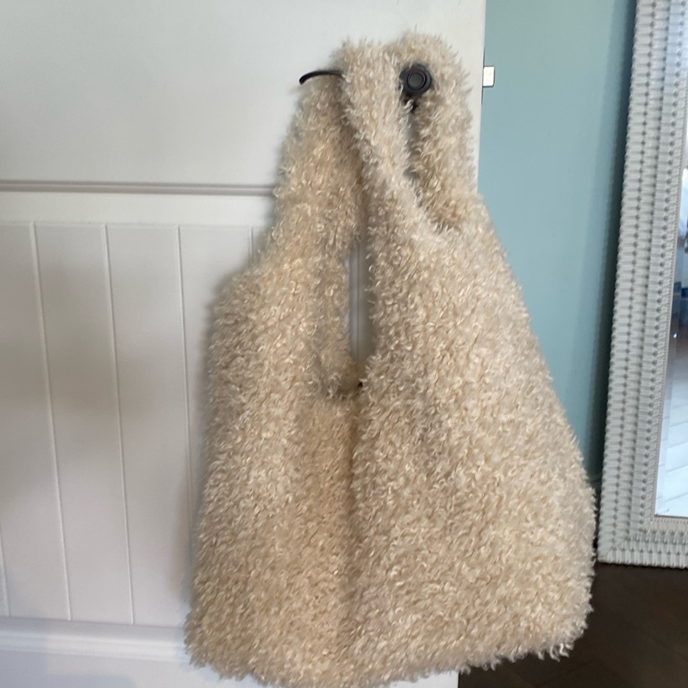 White teddy boho bag! Only used once. Great condition!